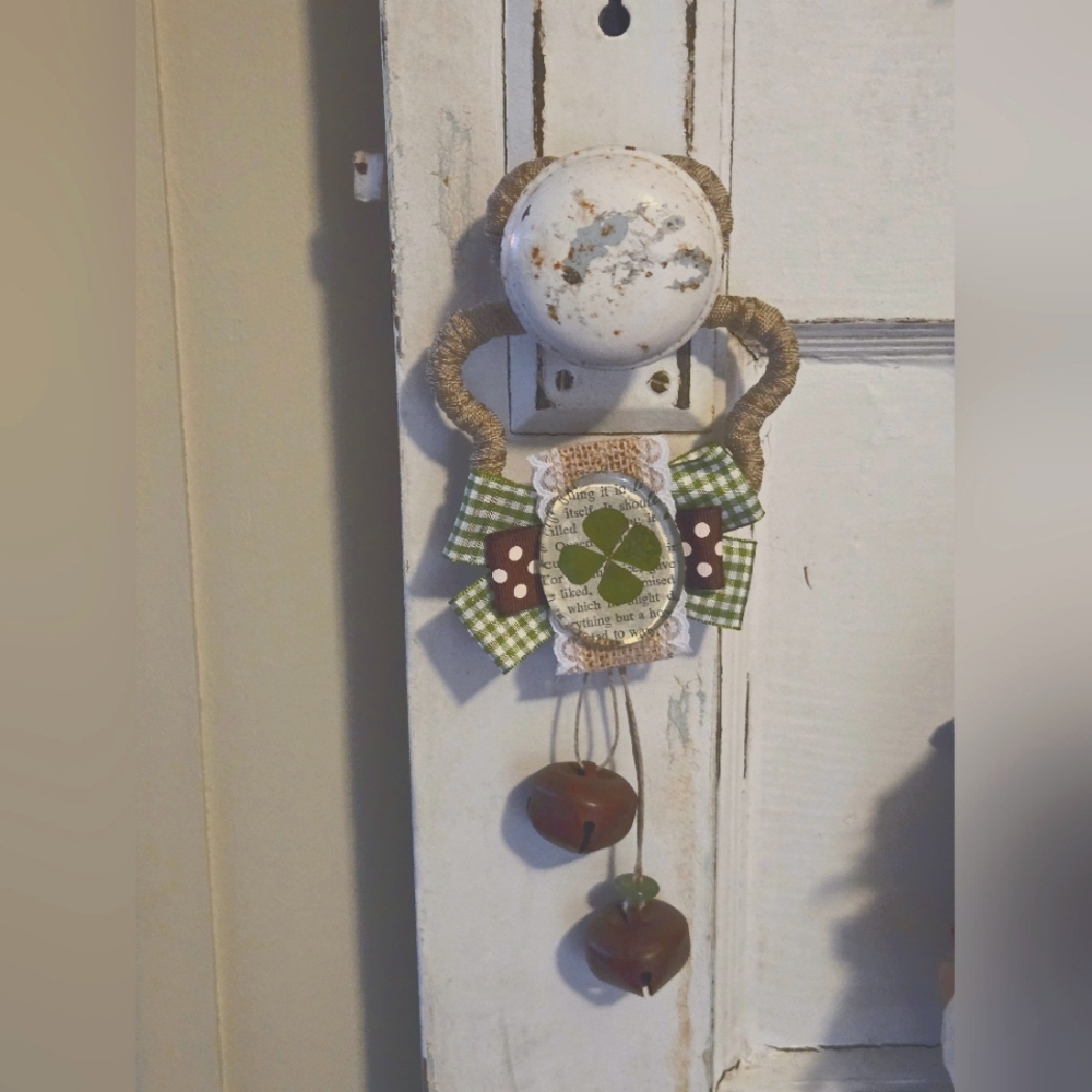 St Patrick's Day Shamrock Door Hanger Doorknob Hanger Real Shamrock Lucky Ribbon
